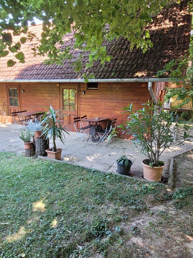 Mohas Vendeghaz Koszeg Mohas Ut 107 Hotel Luaran gambar