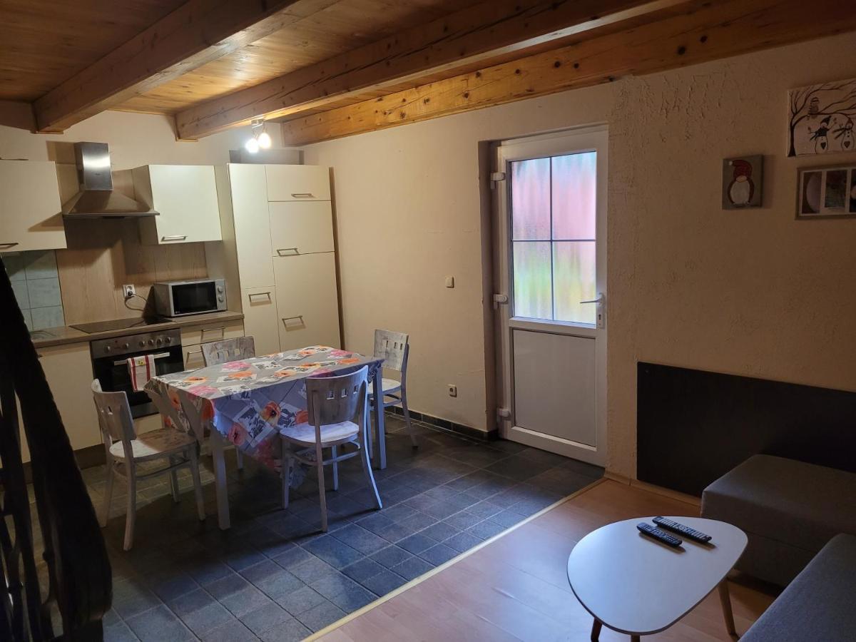 Mohas Vendeghaz Koszeg Mohas Ut 107 Hotel Luaran gambar