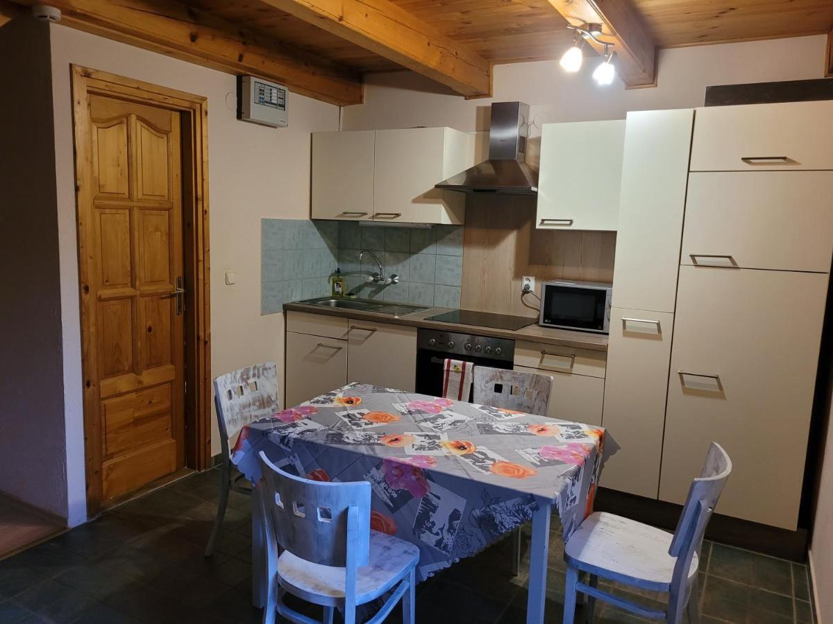 Mohas Vendeghaz Koszeg Mohas Ut 107 Hotel Luaran gambar