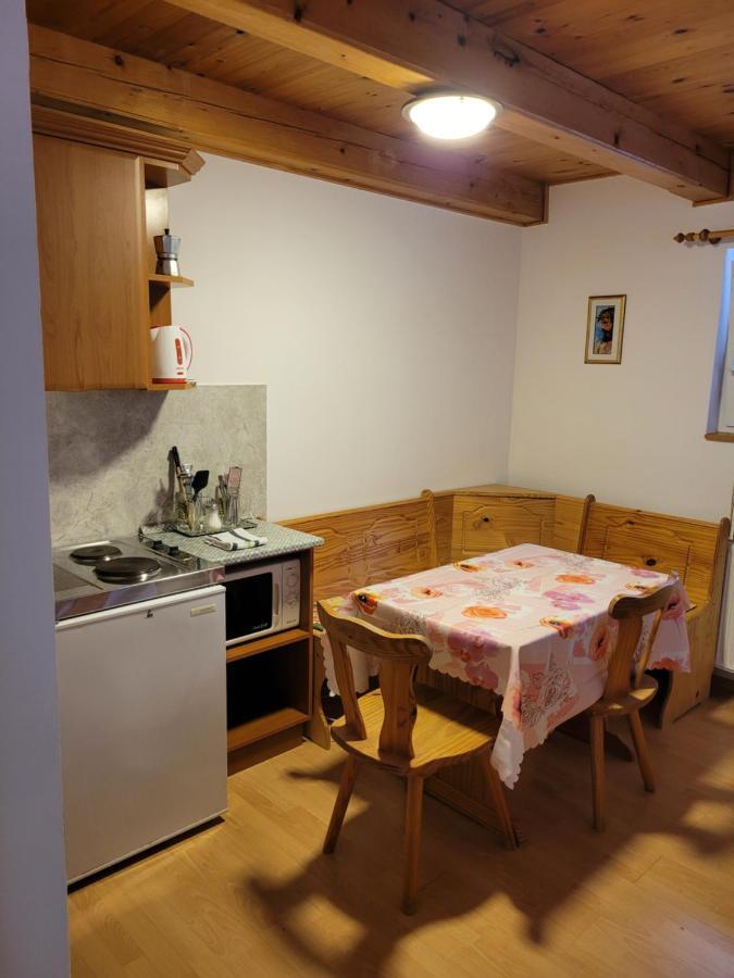Mohas Vendeghaz Koszeg Mohas Ut 107 Hotel Luaran gambar