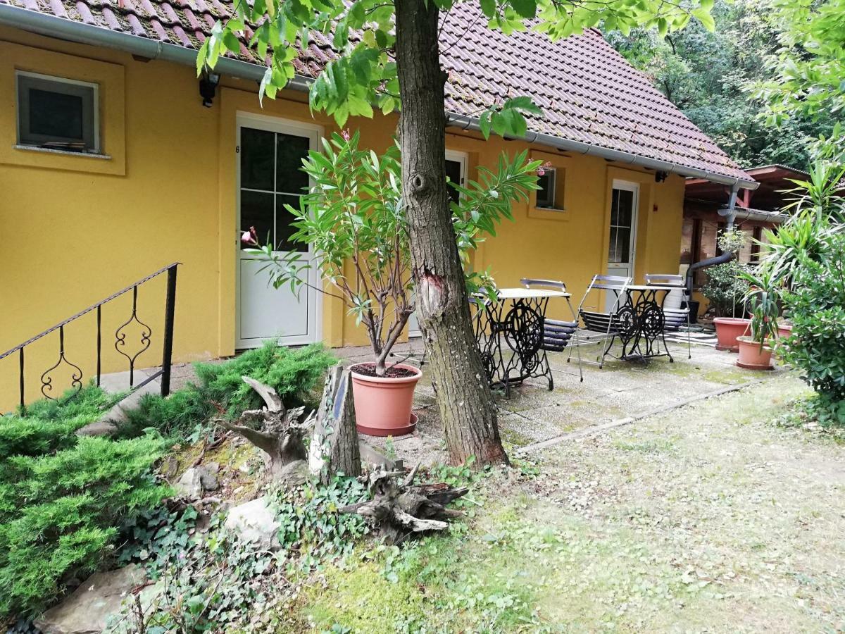 Mohas Vendeghaz Koszeg Mohas Ut 107 Hotel Luaran gambar