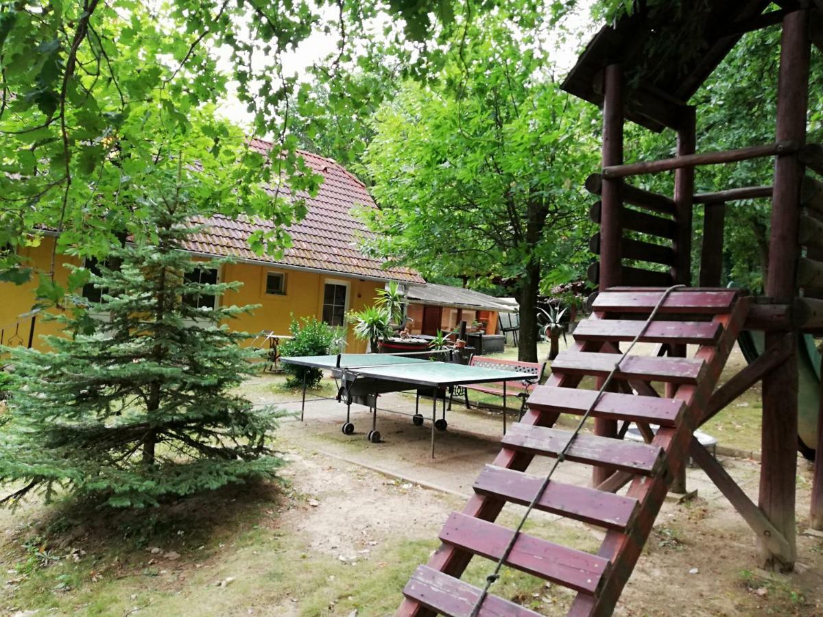 Mohas Vendeghaz Koszeg Mohas Ut 107 Hotel Luaran gambar